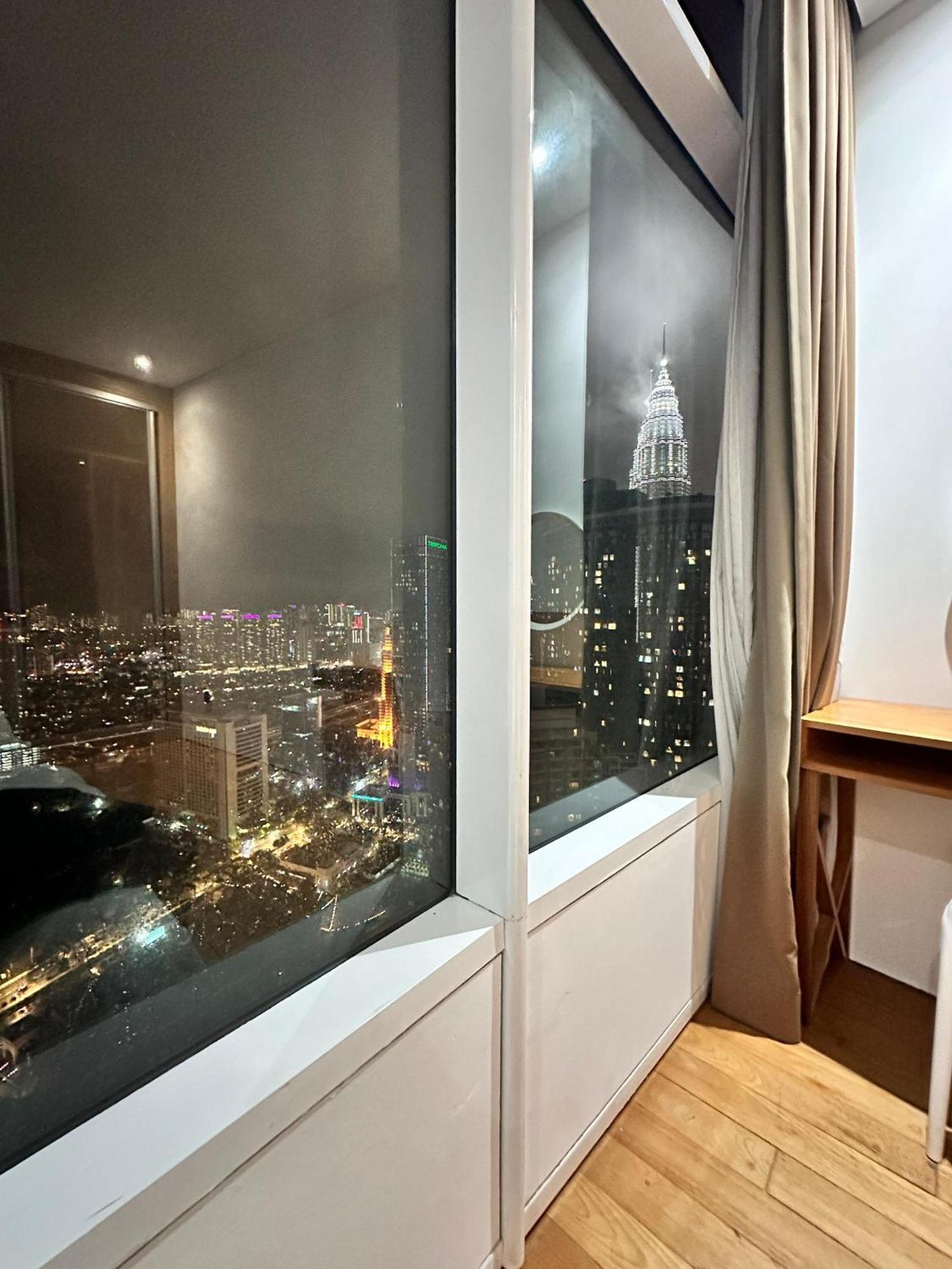 Vortex Hotel Suites Klcc At Kuala Lumpur City Center Bagian luar foto