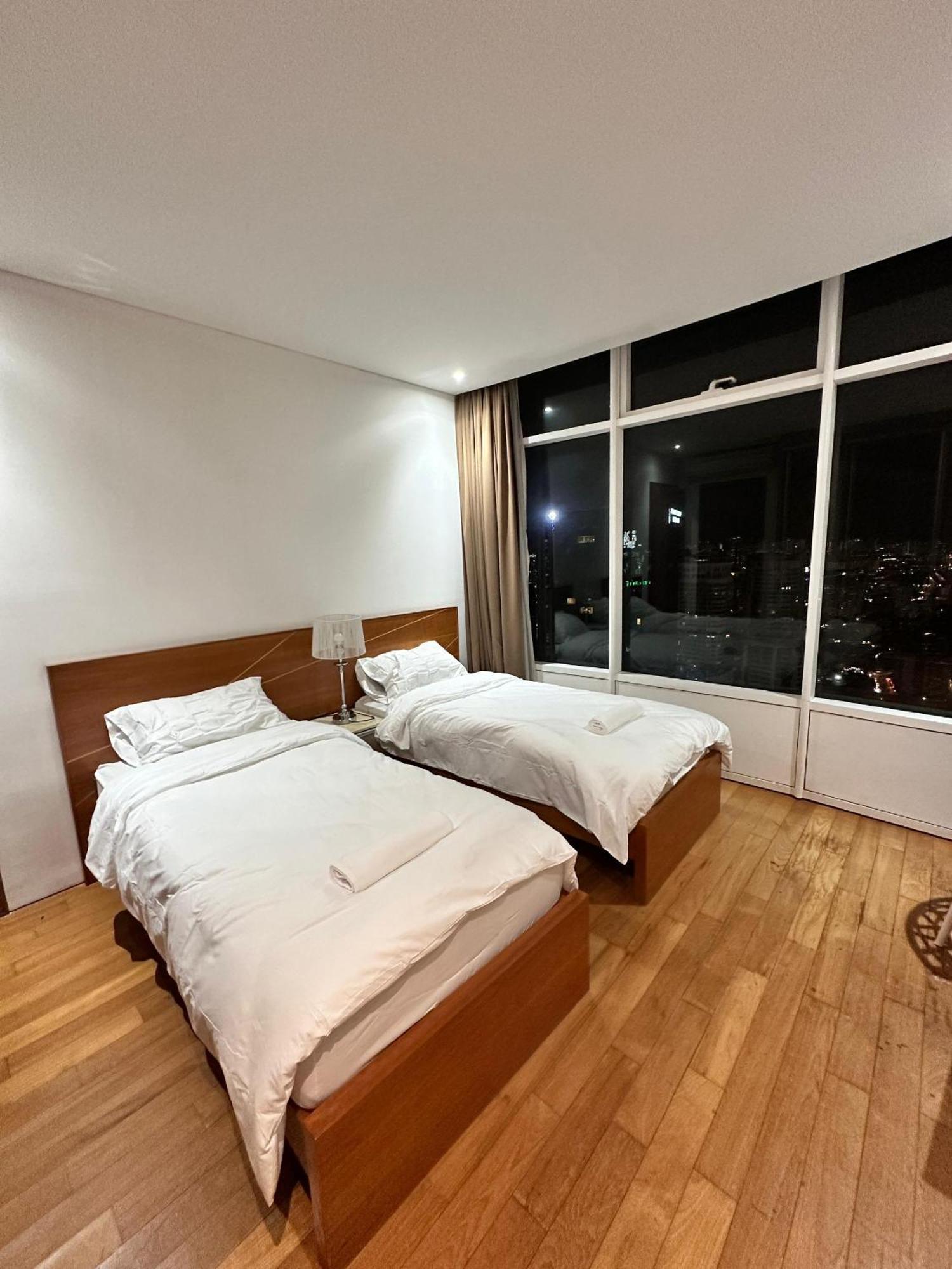 Vortex Hotel Suites Klcc At Kuala Lumpur City Center Bagian luar foto