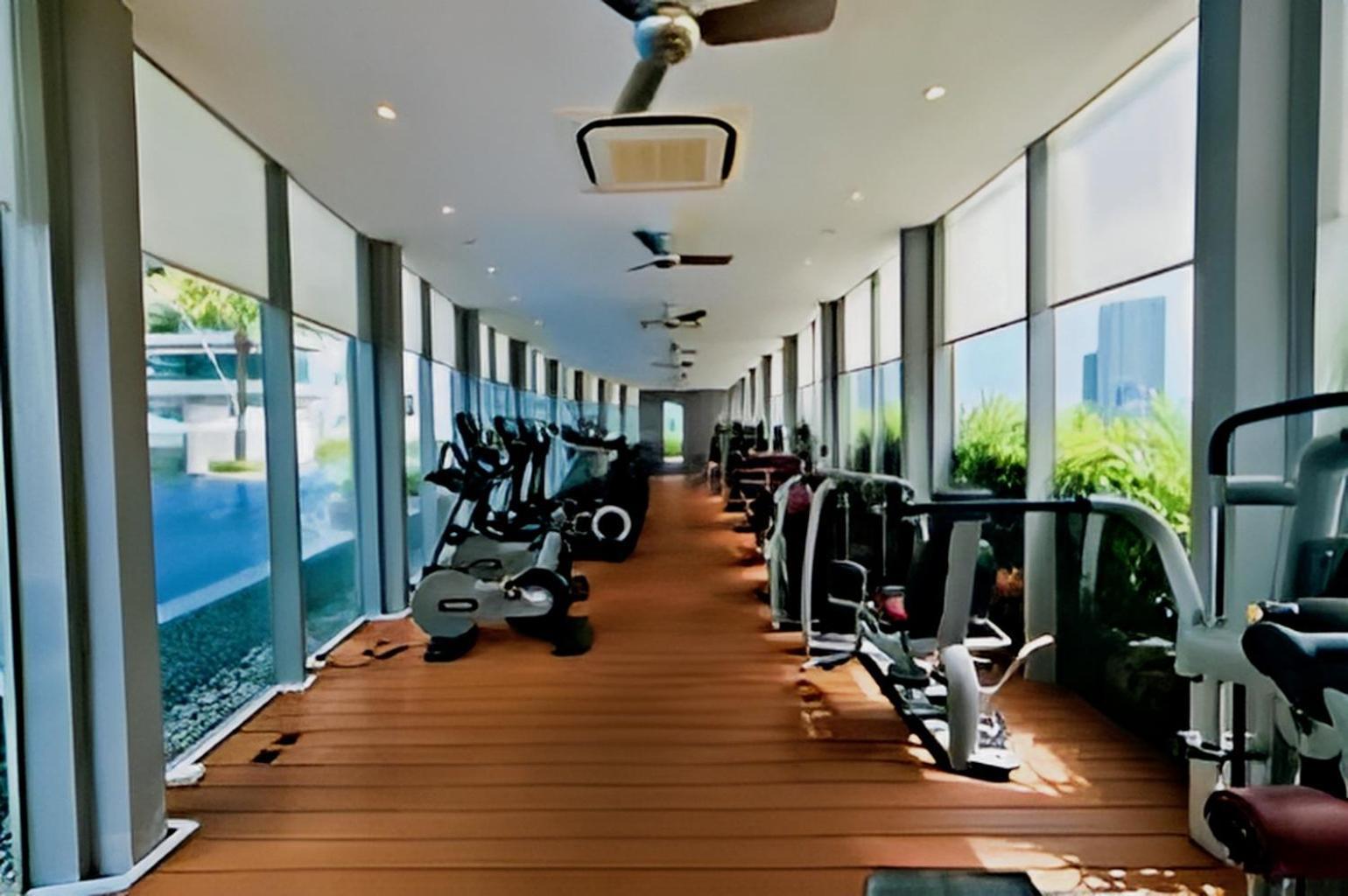 Vortex Hotel Suites Klcc At Kuala Lumpur City Center Bagian luar foto