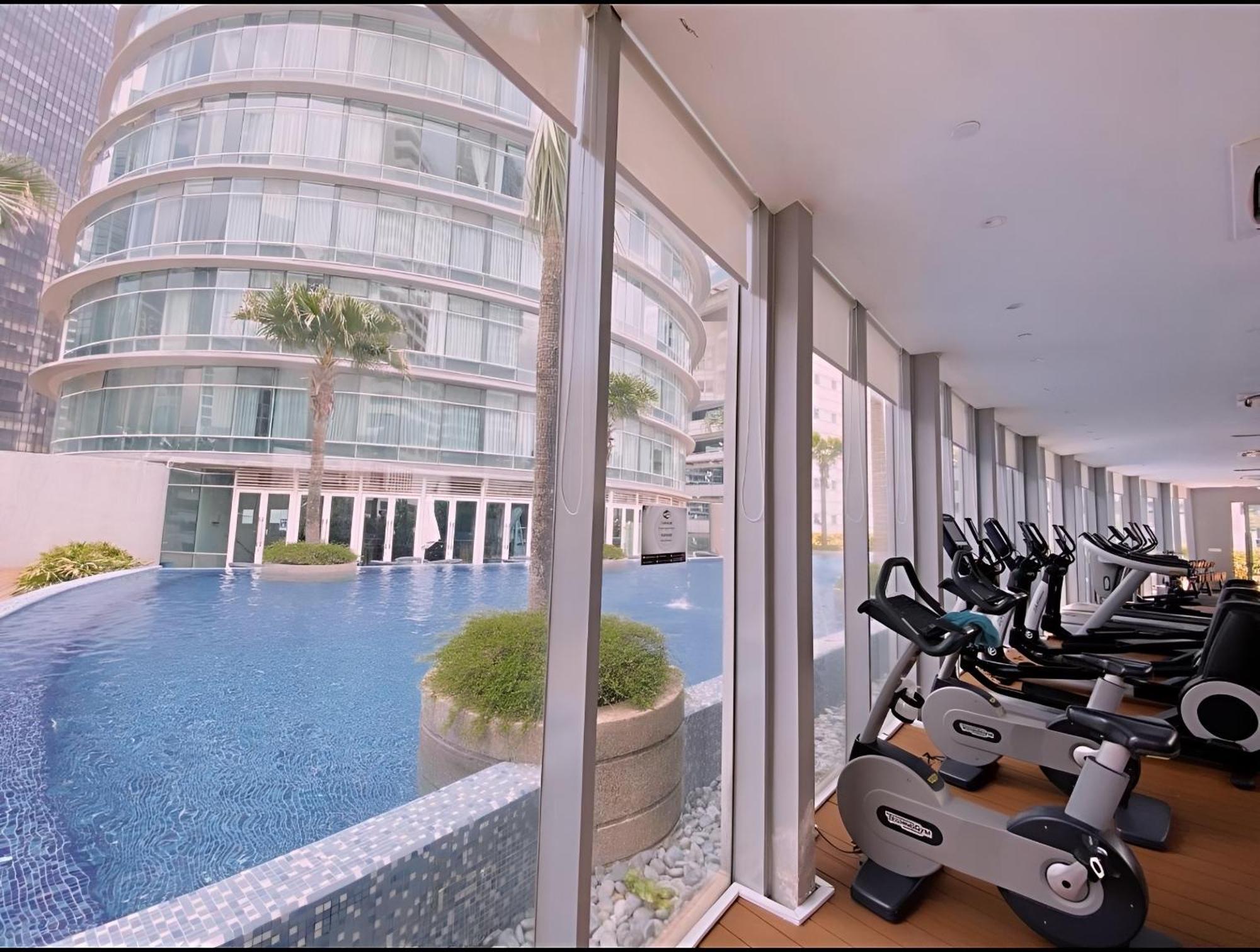 Vortex Hotel Suites Klcc At Kuala Lumpur City Center Bagian luar foto