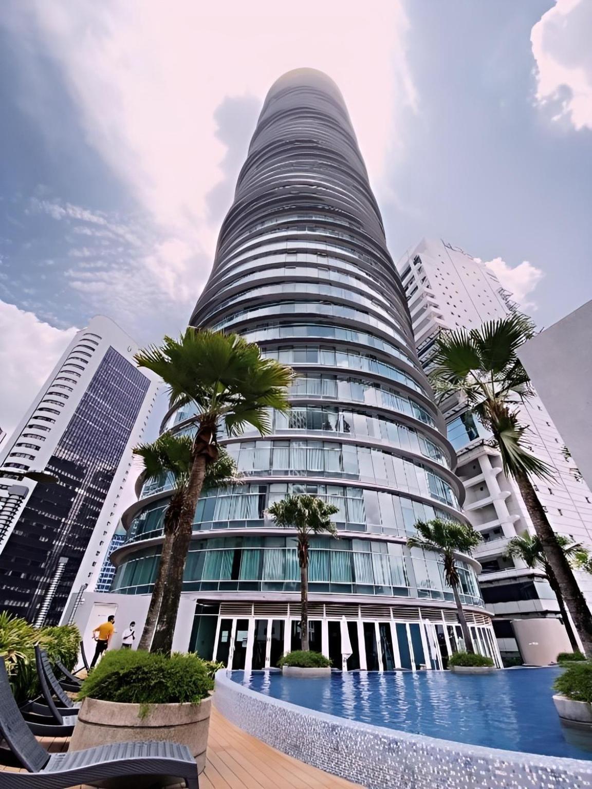 Vortex Hotel Suites Klcc At Kuala Lumpur City Center Bagian luar foto