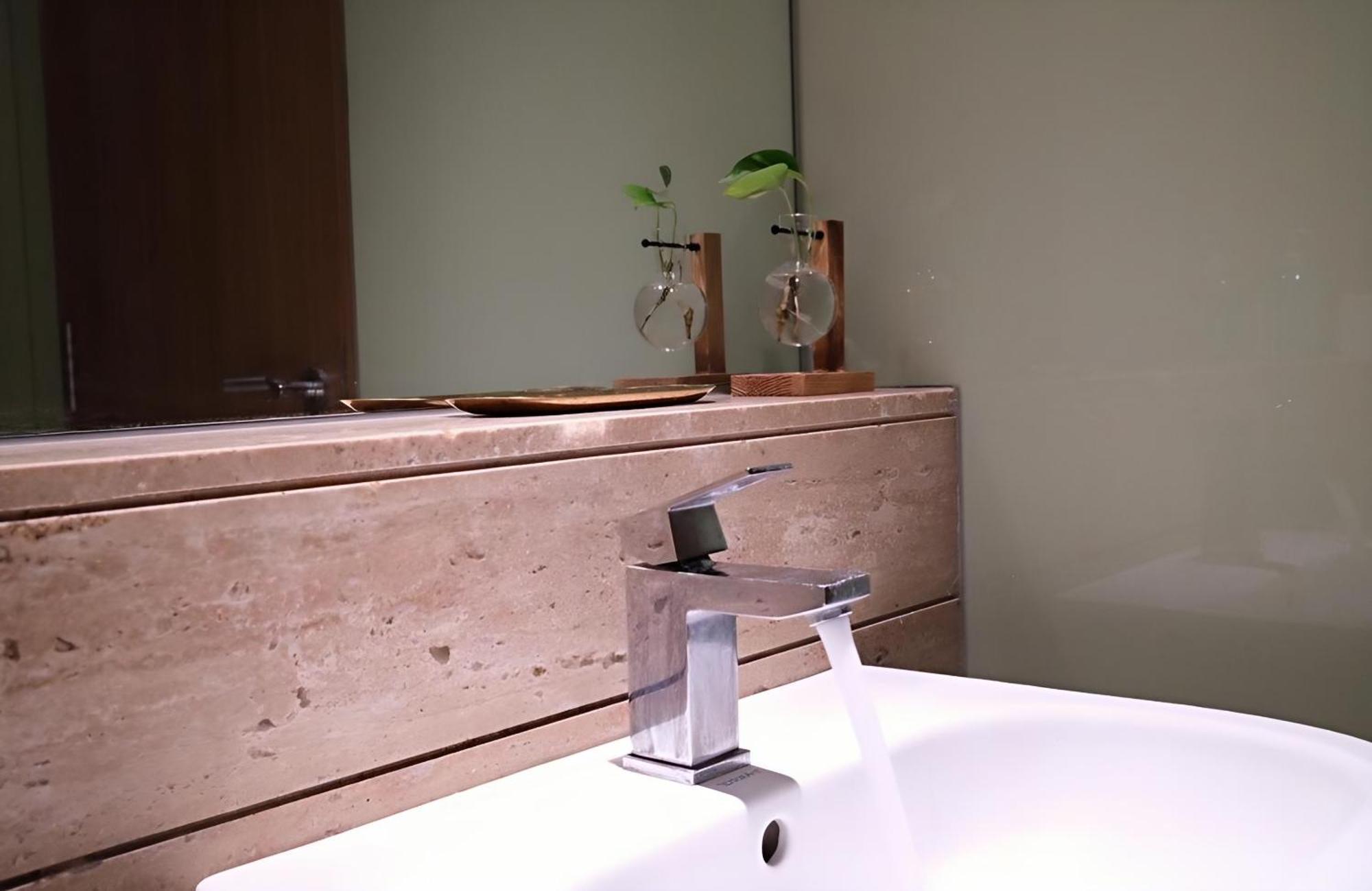 Vortex Hotel Suites Klcc At Kuala Lumpur City Center Bagian luar foto