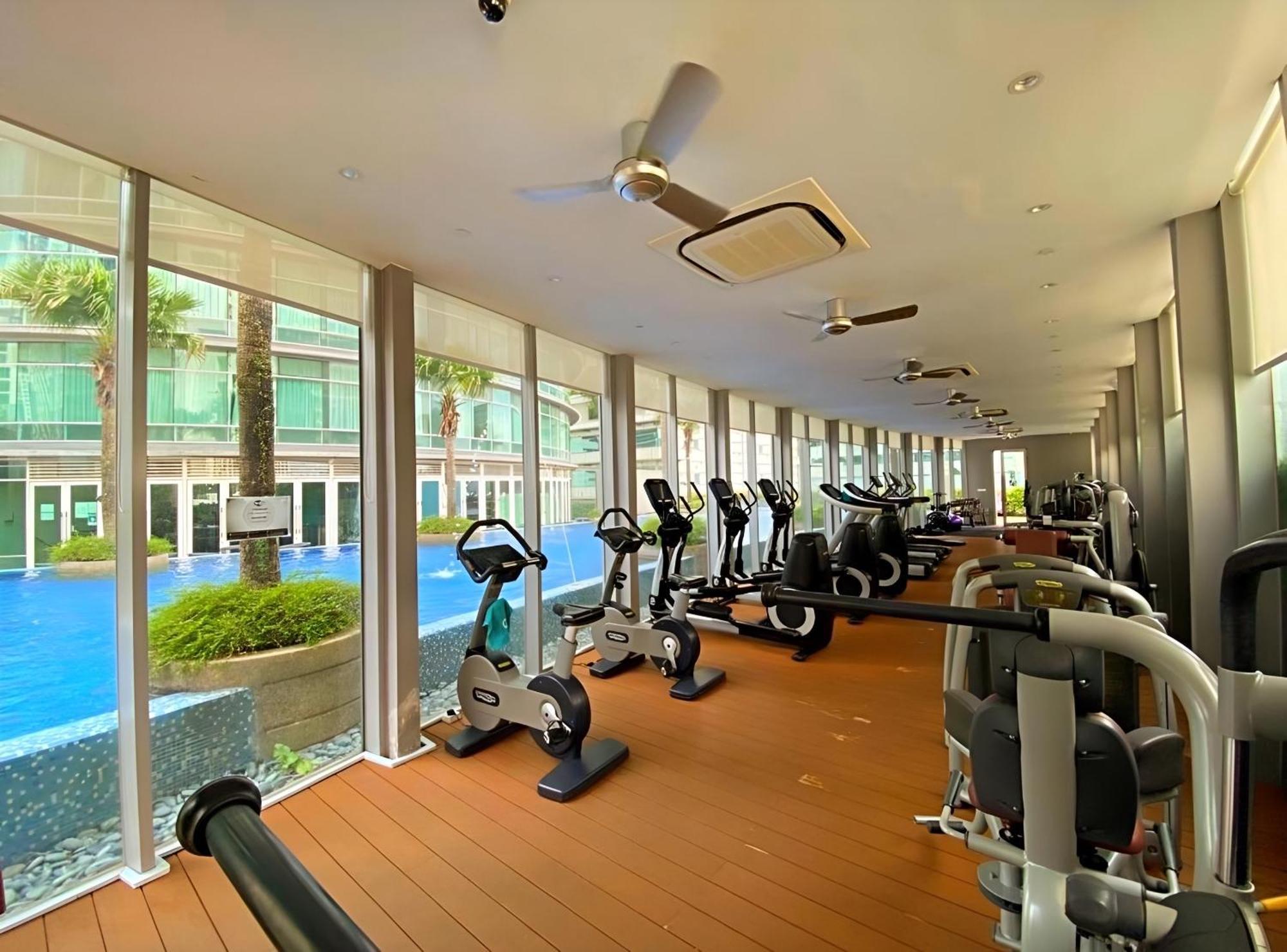Vortex Hotel Suites Klcc At Kuala Lumpur City Center Bagian luar foto