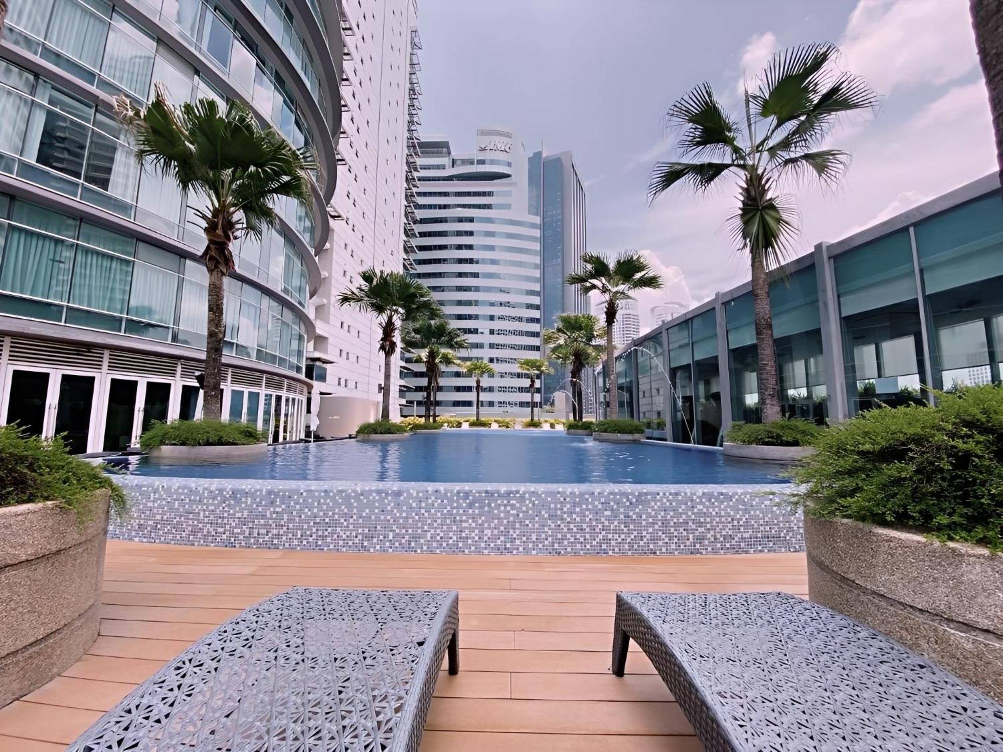 Vortex Hotel Suites Klcc At Kuala Lumpur City Center Bagian luar foto